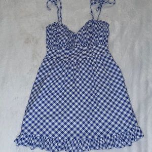 Summer style is a snap with this easy, strappy, perfectly smocked mini dress.